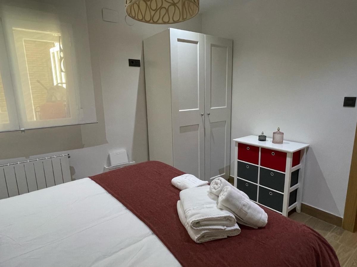 Vivienda Turistica Paseo Del Salon Apartment กรานาดา ภายนอก รูปภาพ